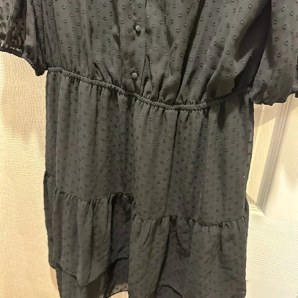 Pretty black dress size 14! NWOT at Bloomingdale’s outlet. - Picture 5 of 6